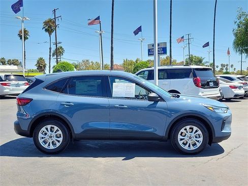 Used 2025 Ford Escape Active image 26