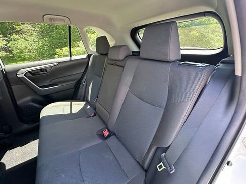 Used 2023 Toyota RAV4 LE AWD/4WD image 11