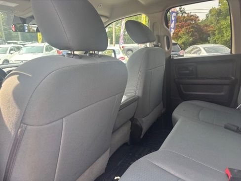 Used 2017 RAM 1500 Express w/ Express Value Package image 35