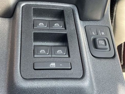 New 2026 Ford Bronco Outer Banks AWD/4WD image 23