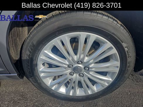 Used 2014 Chrysler 300 C w/ Light Group AWD/4WD image 33