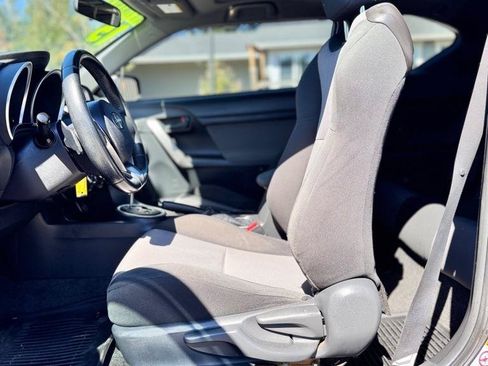 Used 2015 Scion tC FWD image 14