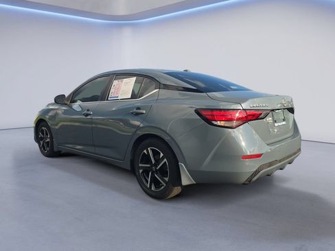 Used 2025 Nissan Sentra SV w/ All-Weather Package FWD image 3