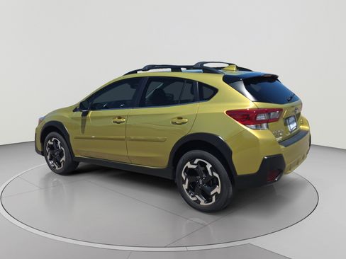 Used 2022 Subaru Crosstrek 2.5i Limited w/ Moonroof Package 2 AWD/4WD image 3