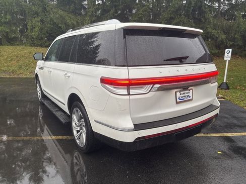 Used 2023 Lincoln Navigator Reserve image 6