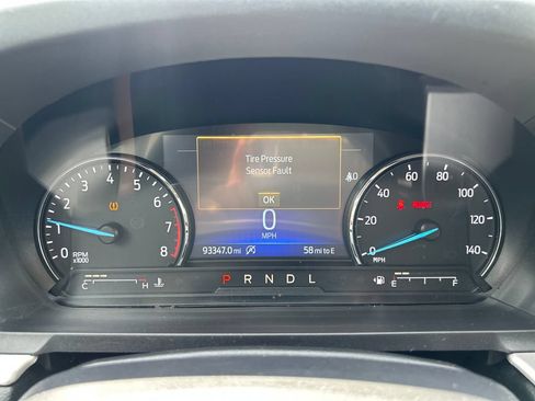 Used 2021 Ford Explorer XLT RWD image 17