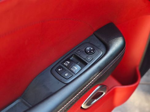 Used 2018 Dodge Challenger R/T Scat Pack w/ Leather Interior Group RWD image 26