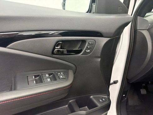 Used 2024 Honda Passport Black Edition image 12