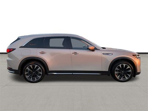 Certified 2024 MAZDA CX-90 Plug-In Hybrid w/ Premium Pkg image 4