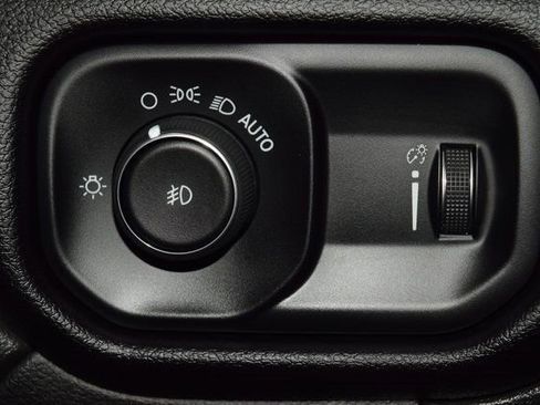 Used 2024 RAM 5500 SLT w/ Quick Order Package 2YG SLT image 34