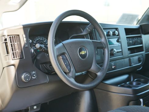 Used 2024 Chevrolet Express 2500 w/ Driver Convenience Package image 12