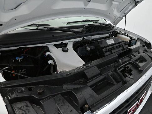 Used 2024 GMC Savana 2500 w/ Driver Convenience Package image 28