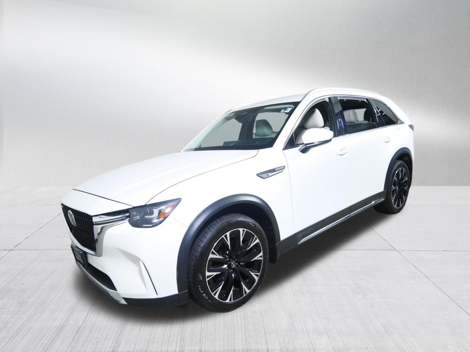 Used 2024 MAZDA CX-90 Plug-In Hybrid w/ Premium Pkg AWD/4WD image 3