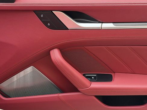 Certified 2024 Porsche 911 Turbo S image 27