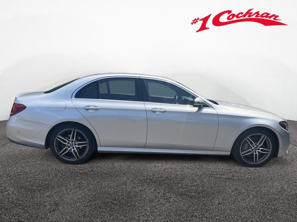 Used 2019 Mercedes-Benz E 300 4MATIC image 6