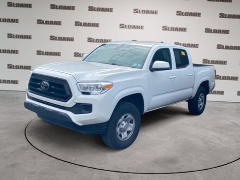 Used 2023 Toyota Tacoma SR AWD/4WD image 1
