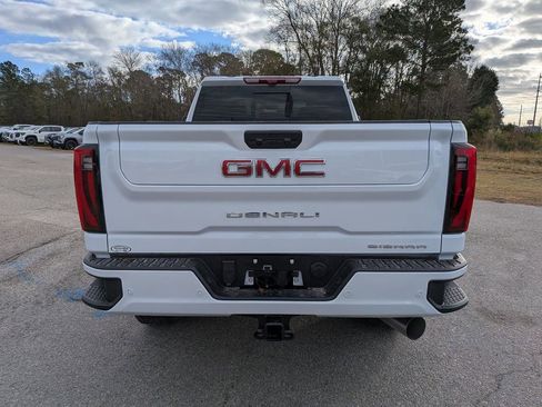 New 2026 GMC Sierra 2500 Denali w/ Denali Reserve Package image 5