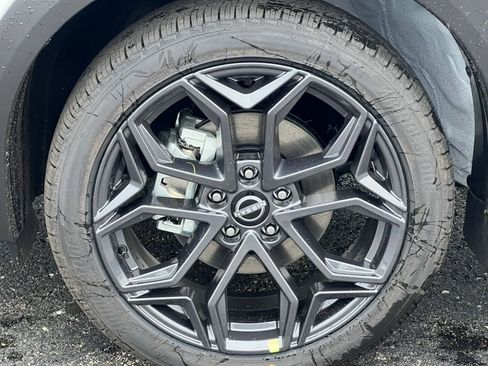 New 2026 Nissan Kicks SR w/ SR Premium Package image 6