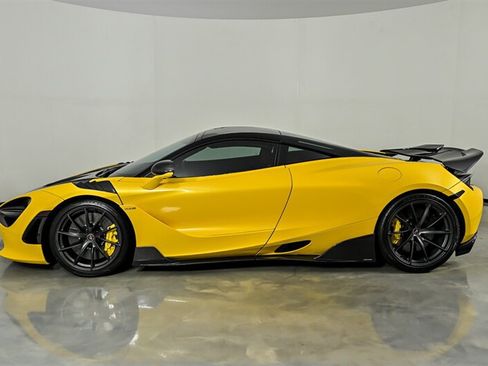 Used 2018 McLaren 720S Performance RWD image 12