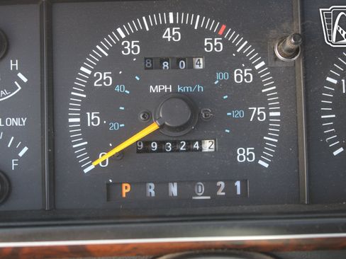 Used 1991 Ford F250 2WD Regular Cab image 12