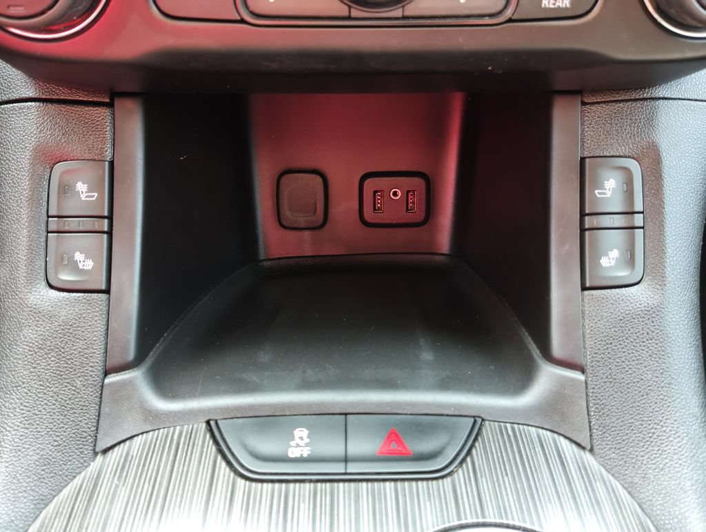 Used 2018 GMC Acadia SLE w/ Driver Alert Package I AWD/4WD image 19