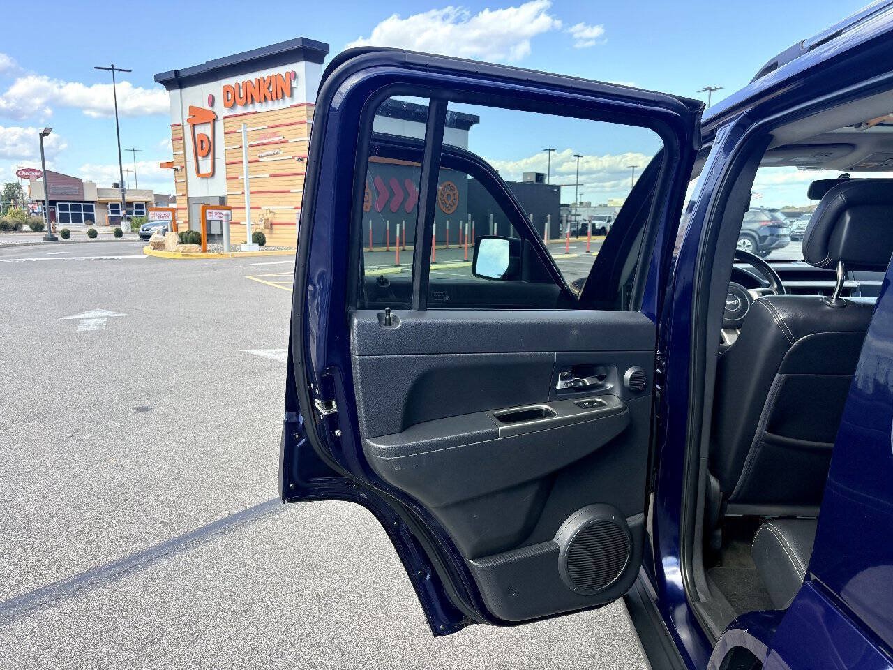 Used 2012 Jeep Liberty Limited Jet w/ Comfort/Convenience Group AWD/4WD image 21
