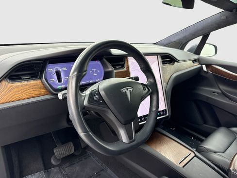 Used 2018 Tesla Model X 75D AWD/4WD image 25