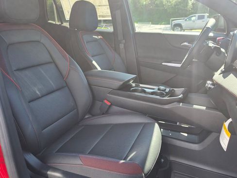 New 2026 Chevrolet Equinox RS w/ Safety and Technology Package AWD/4WD image 17