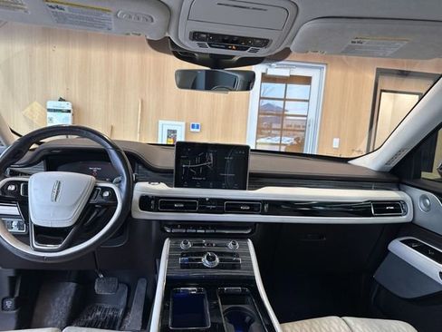 Used 2020 Lincoln Aviator Black Label w/ Dynamic Handling Package image 15