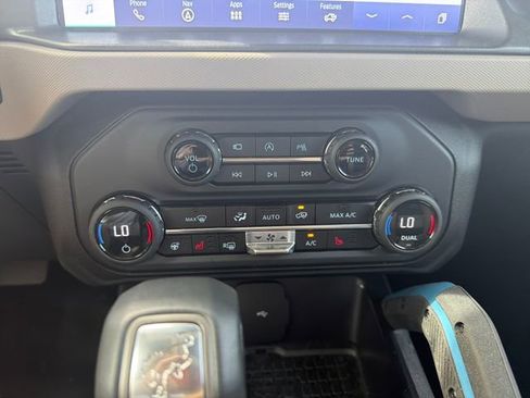 Used 2024 Ford Bronco Wildtrak AWD/4WD image 39