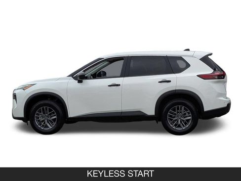 Used 2024 Nissan Rogue S FWD image 5