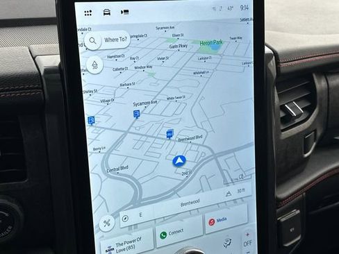 Used 2023 Ford Expedition Max Limited image 18