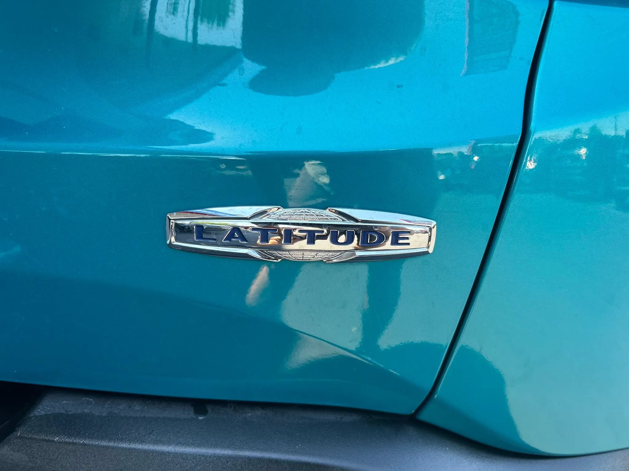 Used 2022 Jeep Renegade Latitude AWD/4WD image 18