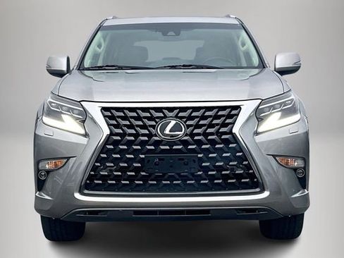 Used 2022 Lexus GX 460 Premium w/ Premium Plus Package image 3