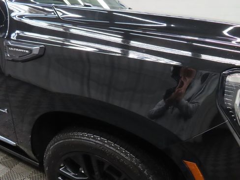 Used 2025 GMC Yukon Denali Ultimate AWD/4WD image 42