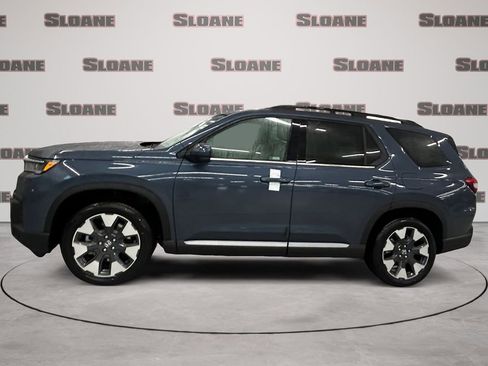 New 2026 Honda Pilot Touring image 2
