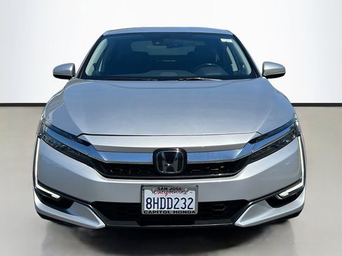 Used 2018 Honda Clarity Touring image 2