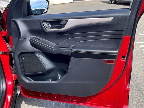 Used 2022 Ford Escape SE FWD image 25