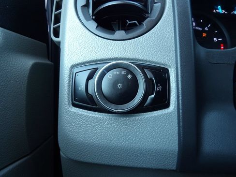 Used 2024 Ford E-350 and Econoline 350 Super Duty w/ Power Windows & Locks Group RWD image 19