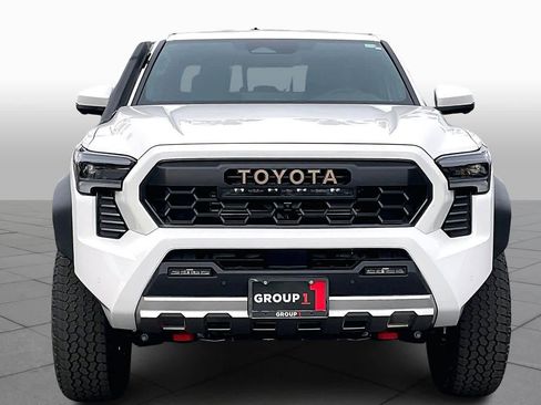 New 2026 Toyota Tacoma Trailhunter Hybrid image 3