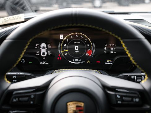 Used 2025 Porsche 911 GT3 image 23