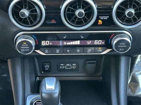 Certified 2024 Nissan Sentra SR image 19