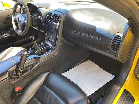 Used 2007 Chevrolet Corvette Z06 w/ Preferred Equipment Group RWD image 22