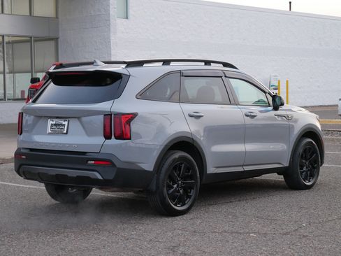 Used 2022 Kia Sorento S w/ Panoramic Sunroof Package AWD/4WD image 3