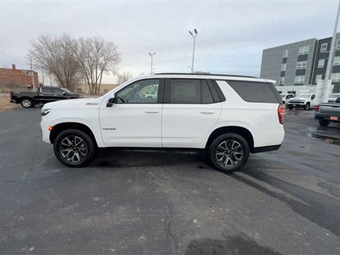 Used 2021 Chevrolet Tahoe Z71 w/ Luxury Package image 5