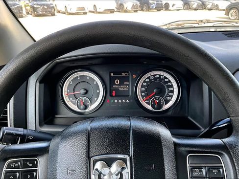 Used 2018 RAM 2500 Tradesman w/ Chrome Appearance Group image 22