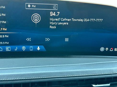 Used 2025 Cadillac XT4 Premium Luxury AWD/4WD image 21