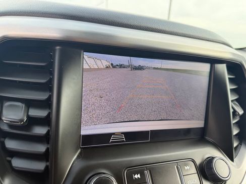 Used 2023 GMC Acadia SLE w/ Driver Convenience Package AWD/4WD image 19