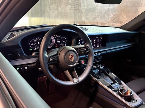 Certified 2025 Porsche 911 Carrera RWD image 5