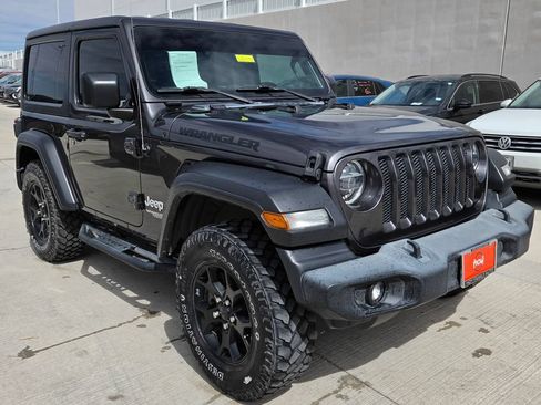 Used 2020 Jeep Wrangler Sport AWD/4WD image 2
